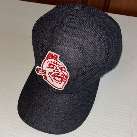 Atlanta Braves MLB New Era 59Fifty Size 7 1/4 Chief Noc A Homa Rare Banned Logo - Picture 2 of 9